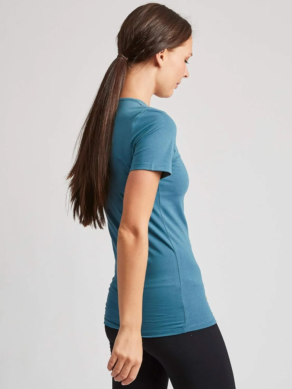 Kalon Women's 4-Pack Crewneck T-Shirt Base Layer