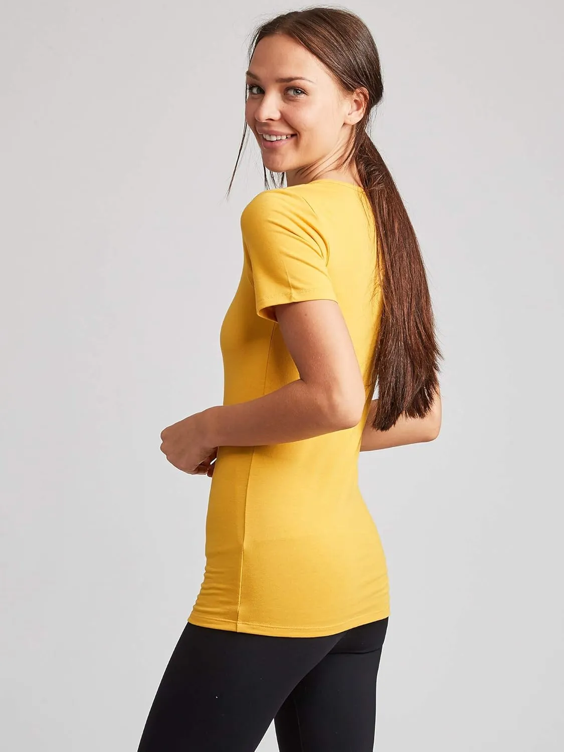 Kalon Women's 4-Pack Crewneck T-Shirt Base Layer