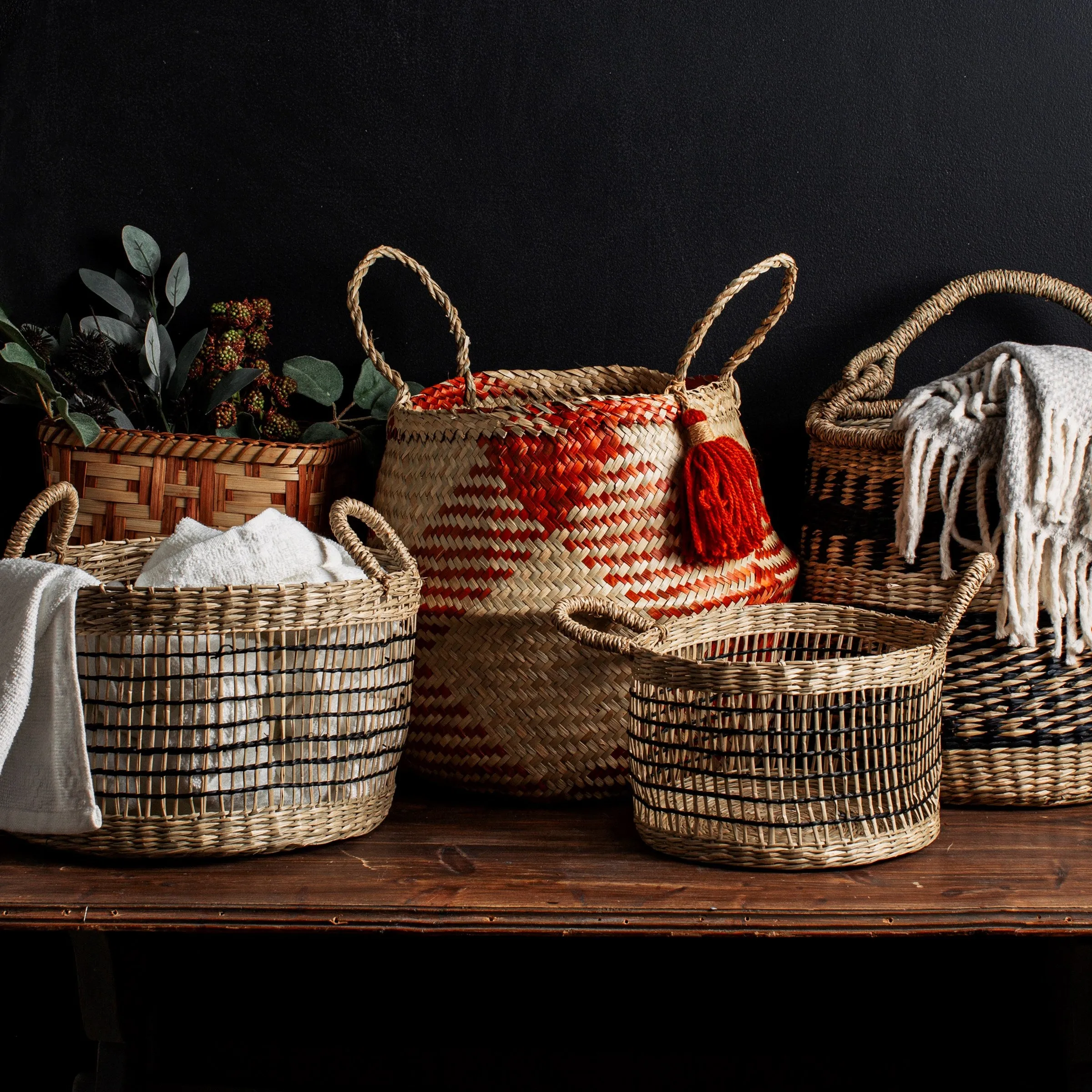 Set of 2 Seagrass Open Weave Baskets