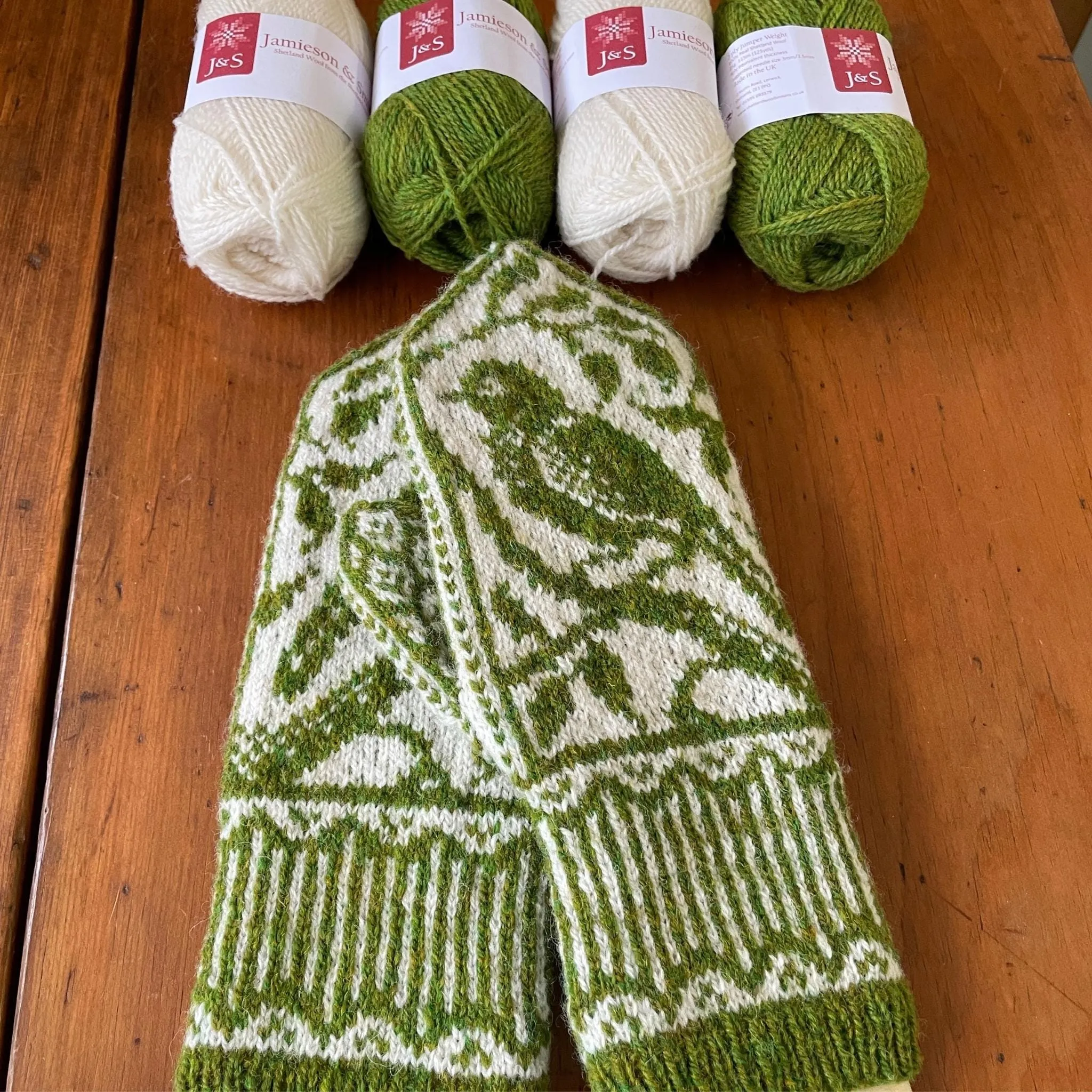 Songbird Mitts Yarn Set in J&S 2ply by Erica Heusser