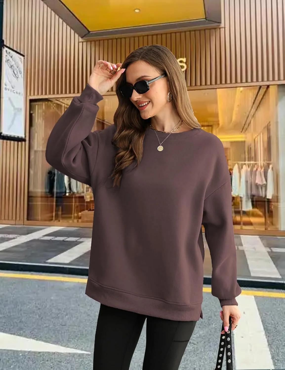 Womens Crew Neck Oversized Sweatshirt with Pockets Long Sleeve Pullover Cotton Hoodies Casual Tops Winter 2025