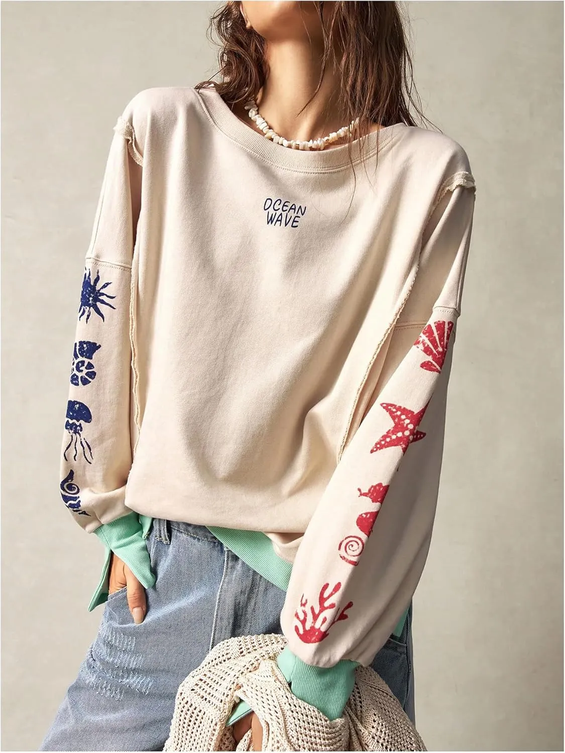 Women's Graphic Crew Neck Sweatshirt Split Hem Drop Shoulder Long Sleeve Pullover Casual Tops