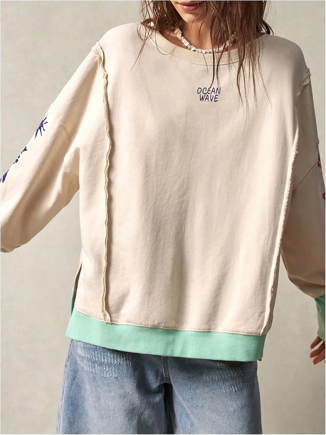 Women's Graphic Crew Neck Sweatshirt Split Hem Drop Shoulder Long Sleeve Pullover Casual Tops