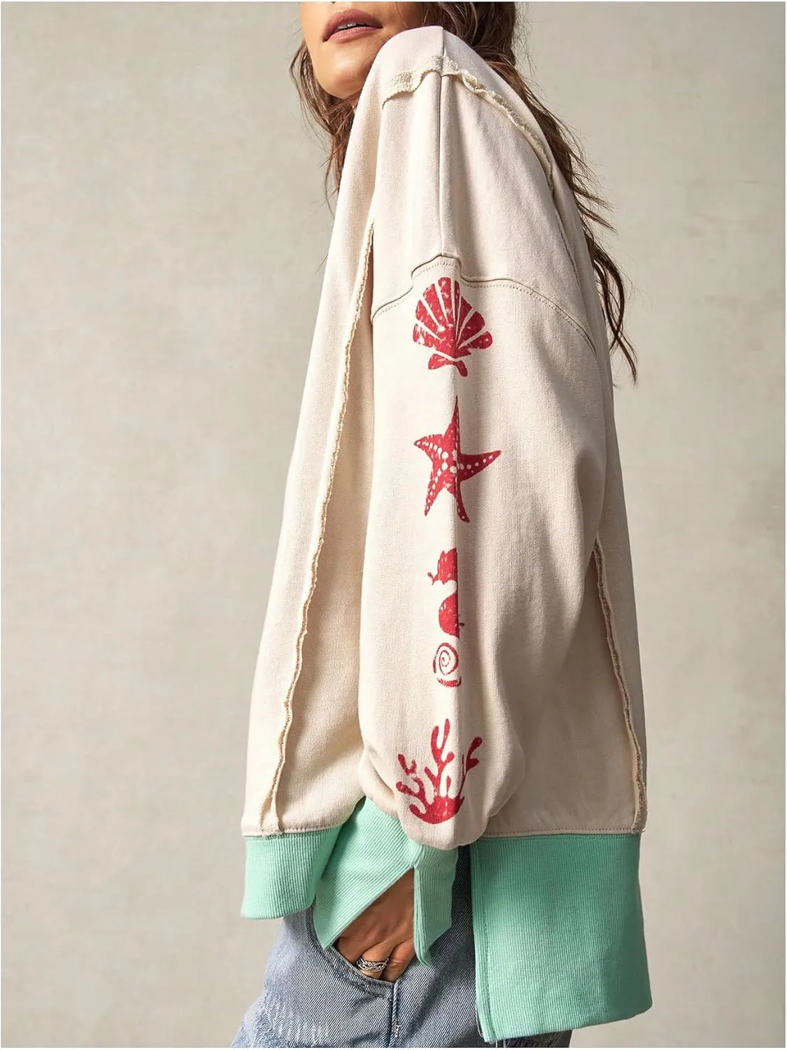 Women's Graphic Crew Neck Sweatshirt Split Hem Drop Shoulder Long Sleeve Pullover Casual Tops