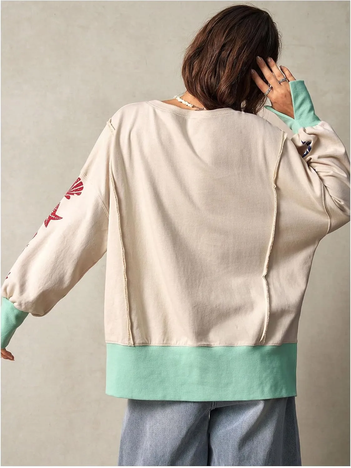 Women's Graphic Crew Neck Sweatshirt Split Hem Drop Shoulder Long Sleeve Pullover Casual Tops